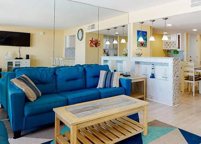 Oceanfront With Great Balcony Ac Wifi & Shared Pool - Steps To