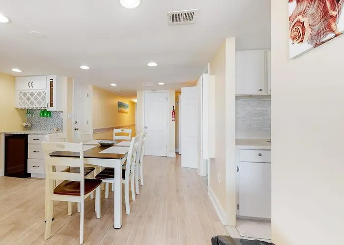 Oceanfront With Great Balcony Ac Wifi & Shared Pool - Steps To *